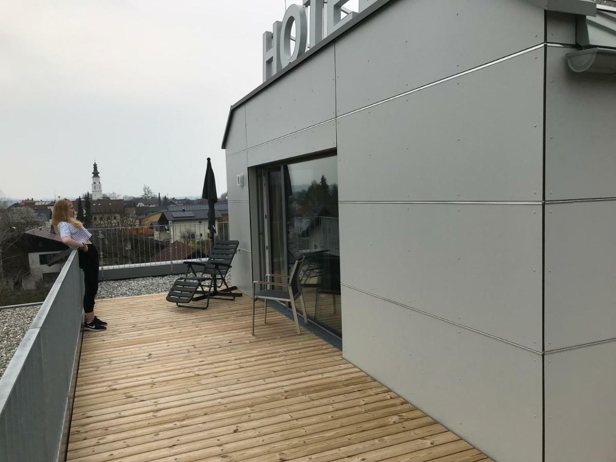 Hotel Weiss Munderfing 외부 사진