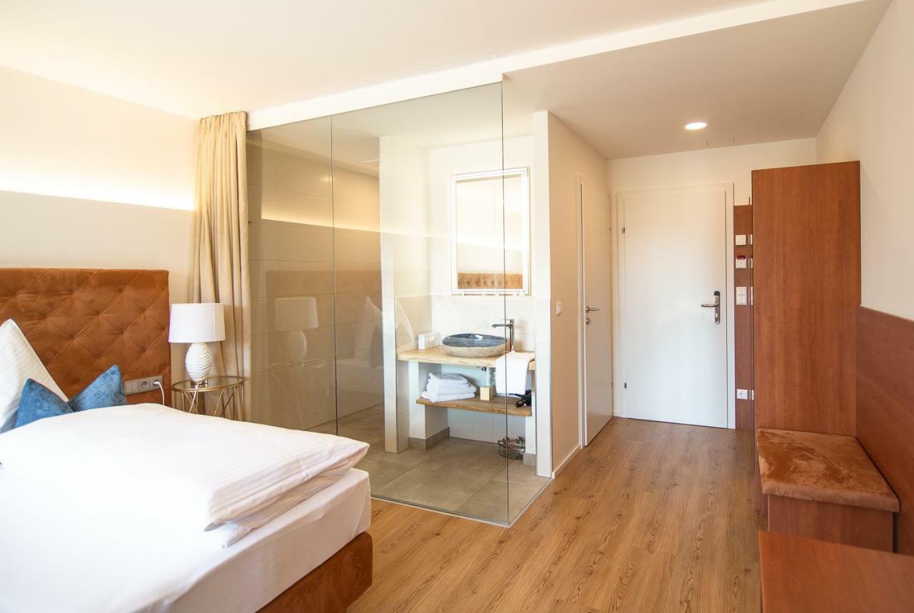 Hotel Weiss Munderfing 외부 사진